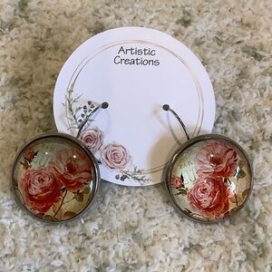 French Roses FloraGlass Cabachon Pierced Fashion Earrings NWT 1”